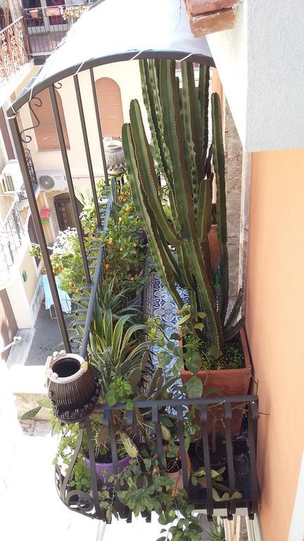 Taormina Rainbow House Apartman Kültér fotó