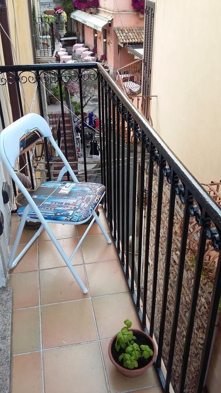 Taormina Rainbow House Apartman Kültér fotó