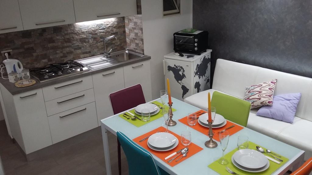 Taormina Rainbow House Apartman Kültér fotó